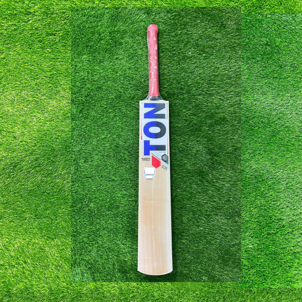 SS Ton Range Reserve Edition Kashmir Willow Cricket Bat - Junior Size 4 (Four)