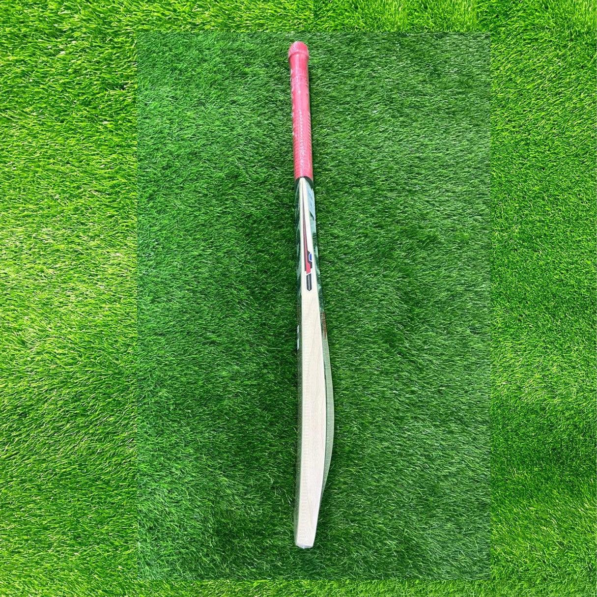 SS Ton Range Reserve Edition Kashmir Willow Cricket Bat - Junior Size 4 (Four)