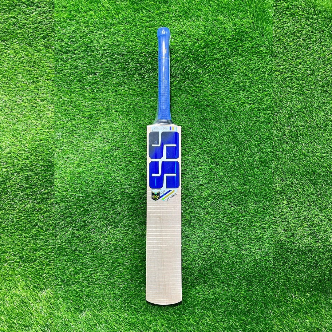 SS SKY Striker Kashmir Willow Cricket Bat - Junior Size 3 (Three)