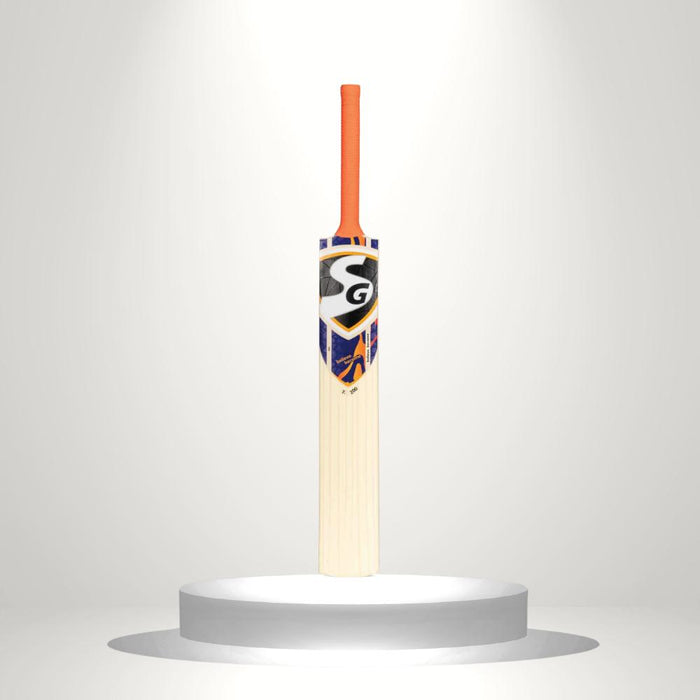 SG T-200 Plastic Bat