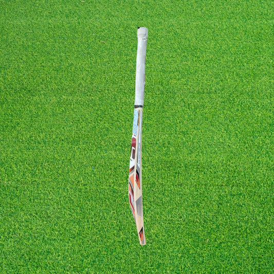 SS Tiger English Willow Junior Cricket Bat - Size 4 (four)