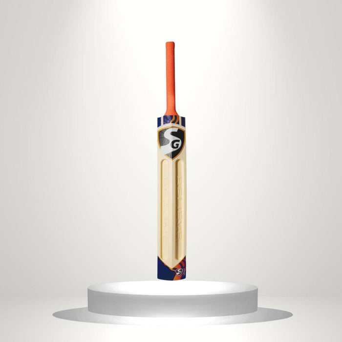 SG T-200 Plastic Bat