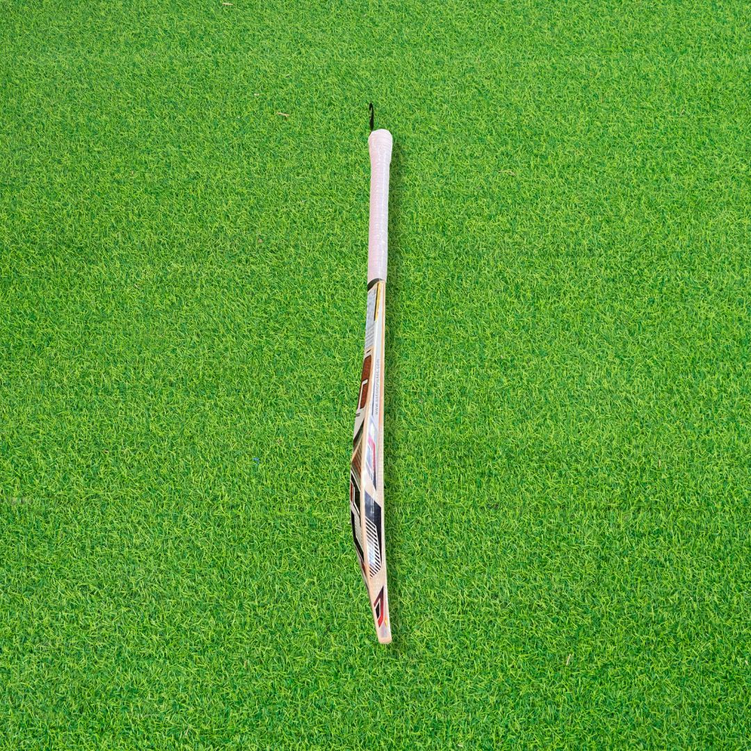 SS Master Kashmir Willow Junior Cricket Bat - Size 1 (One)