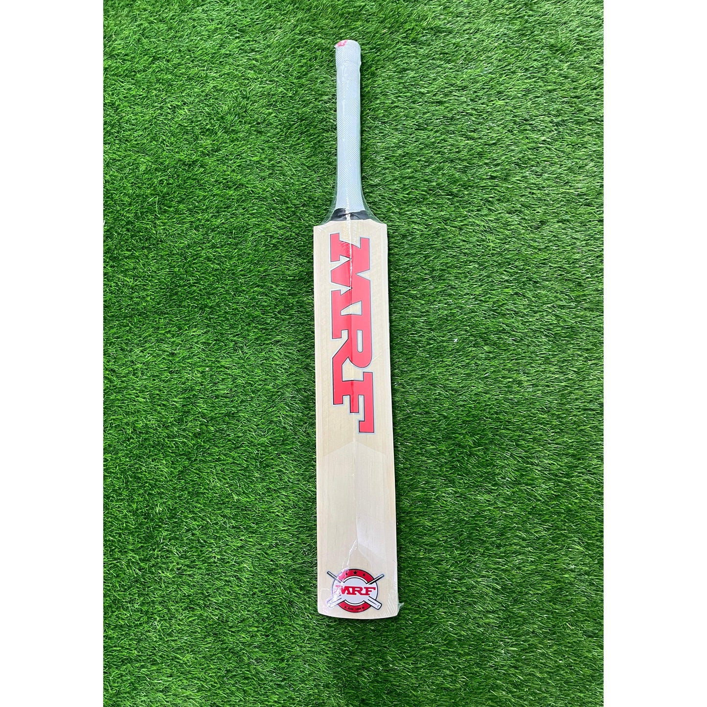 MRF KW CHAMP Kashmir Willow Cricket Bat - Junior Size Harrow