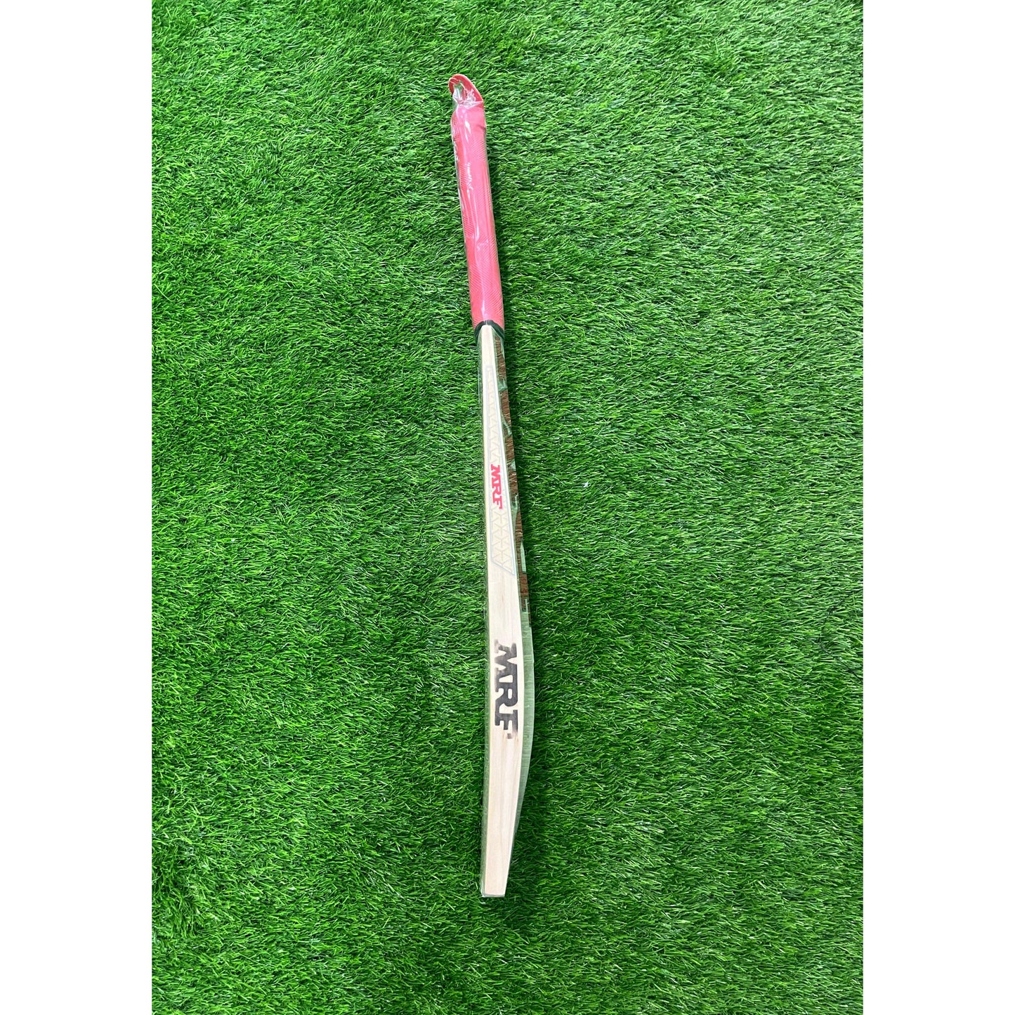 MRF Genius Grand Edition 2.0 English Willow Junior Cricket Bat - Size 5 Five