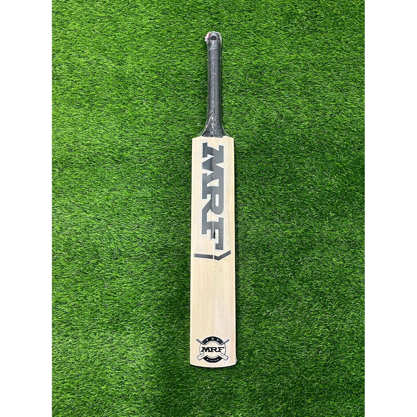 MRF Bolt Premium Hand-Picked Kashmir Willow Adult Cricket Bat - SH - Latest 2023 Release!