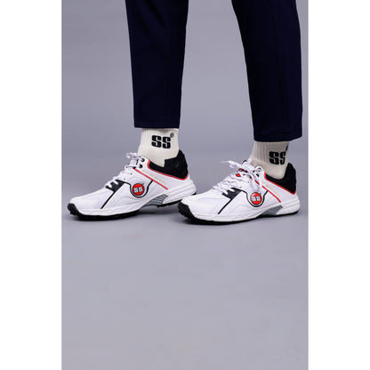 SS Gutsy Cricket Shoes