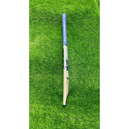 SS SKY Striker Kashmir Willow Cricket Bat - Junior Size 1 (One)