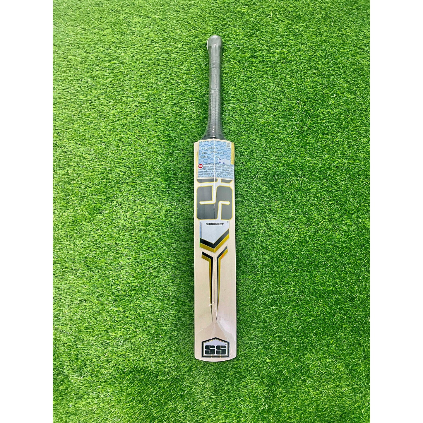 SS SKY Super Kashmir Willow Cricket Bat - Junior Size 3 (Three)