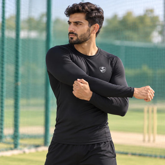 SG Icon Skinfit black long sleeve top - product in use