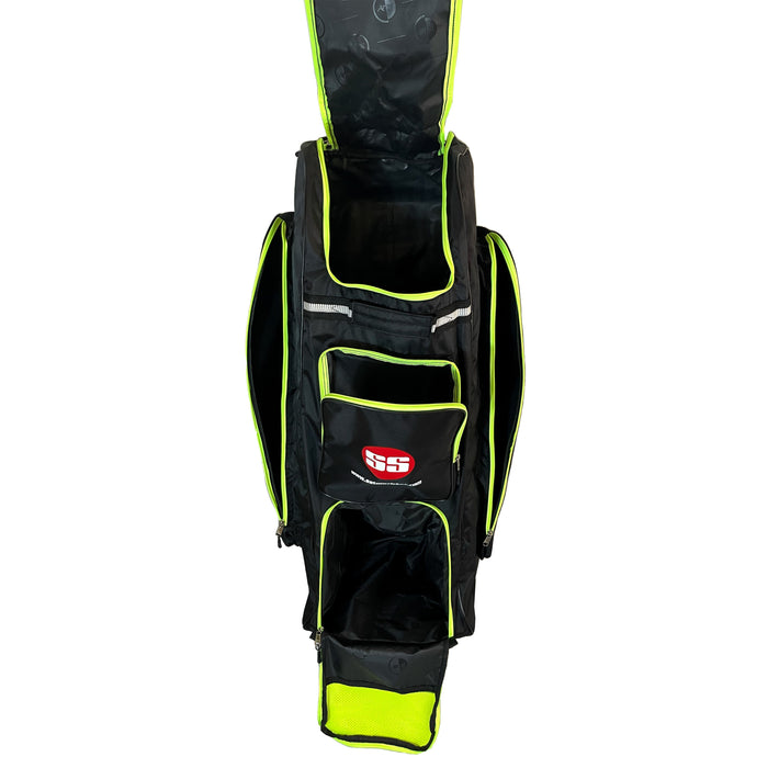 SS Ton English Willow Stunner Cricket Adult Kit, Complete Set with Accessories, Bat, Kit Bag, Gloves, Guards